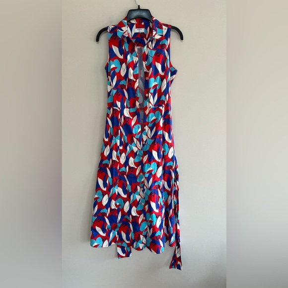 UntuckIt for her Cotton Button Front Faye Dress in Blue, Red, White Floral, 4 - Picture 3 of 14